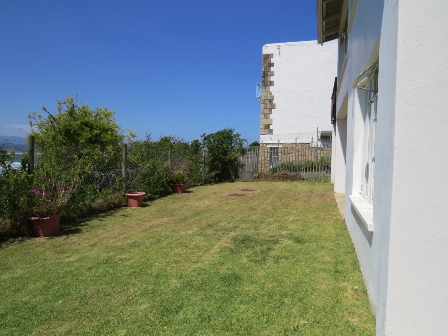 4 Bedroom Property for Sale in Lookout Beach Western Cape